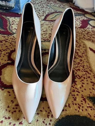 amazfit bip 3: Туфли-лодочки Bershka - Размер: 38 (указан на стельке) - Цвет — 2