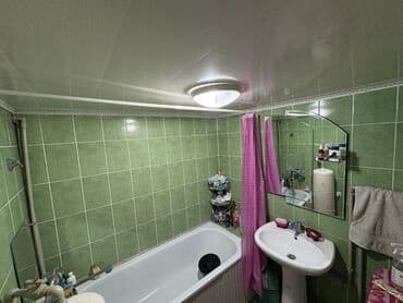 жилой дом с земельным участком: Дом, 73 м², 5 комнат, Собственник — 4
