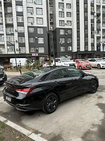 mers e63: Hyundai Elantra: 2021 г., 2 л, Автомат, Бензин, Седан — 6