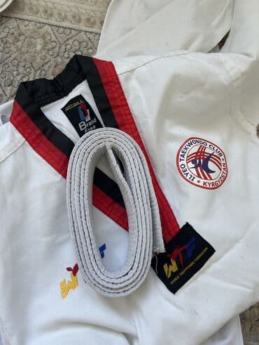 таэквандо: Продаю форму для таэквандо WTF Размер: 130 см 5-6-7 лет ILYEO — 4