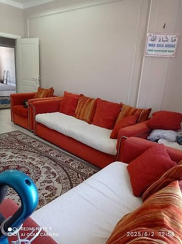 диван версаль: Комплект мягкой мебели, Б/у, цвет - Оранжевый — 3