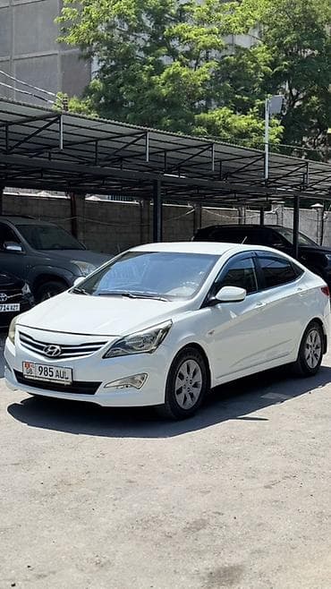 6: Hyundai Solaris: 2015 г., 1.6 л, Автомат, Бензин, Седан — 4