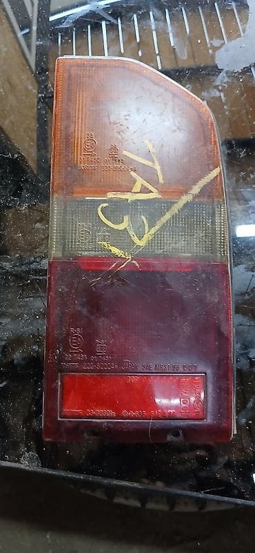 сузики витара: Задний правый стоп-сигнал Suzuki 1993 г., Б/у, Оригинал, Япония — 2