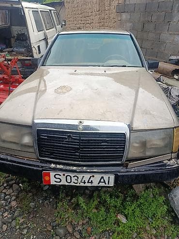 Mercedes-Benz E-Class: 1985 г., 2.3 л, Механика