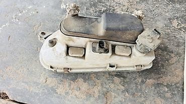 прожектор на крышу: Передняя левая фара Volkswagen — 2