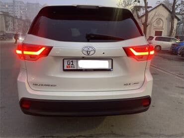 key: Toyota Highlander: 2019 г., 3.5 л, Автомат, Бензин, Кроссовер — 4