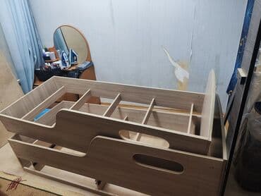 кровать с шухлядами: Двухъярусная кровать с ящиками - Материал: ЛДСП двух цветов (светлый — 3