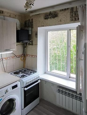 Недвижимость: 2 комнаты, 35 м², Политех Хрущевка, 4 этаж, Свежий ремонт — 3