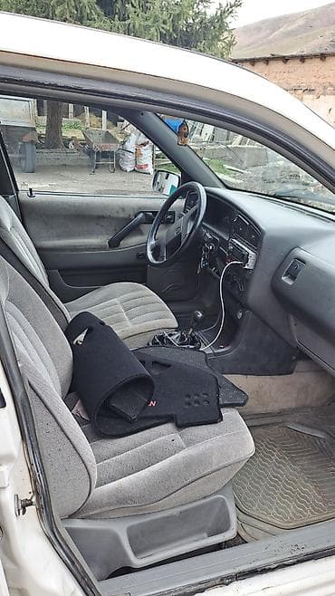 ауди переходка: Volkswagen Passat: 1991 г., 1.9 л, Дизель, Универсал — 6