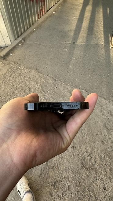 a03 core: IPhone 14 Pro, Б/у, 1 ТБ, Black Titanium, 82 % — 4