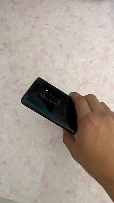 Техника жана электроника: Samsung Galaxy S9 Plus, Колдонулган, 64 ГБ, түсү - Кара, eSIM — 3