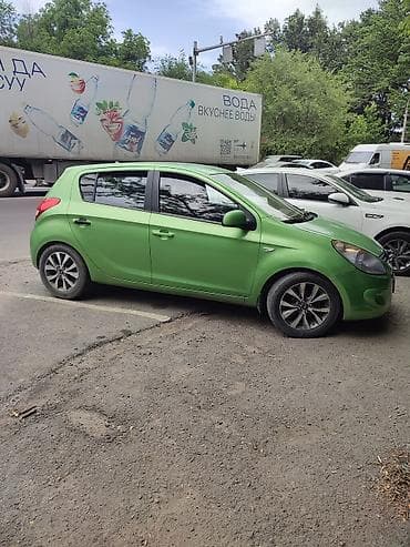 Унаа сатуу: Hyundai i20: 2010 г., 1.4 л, Автомат, Бензин, Хетчбек — 7