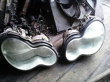 w203: Комплект передних фар Mercedes-Benz 2001 г., Б/у, Оригинал, Германия — 1