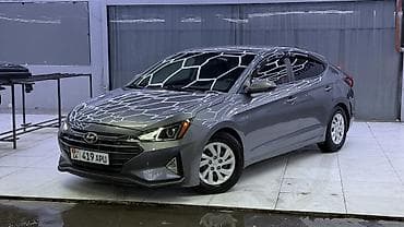 Hyundai Elantra: 2019 г., 2 л, Автомат, Бензин, Седан