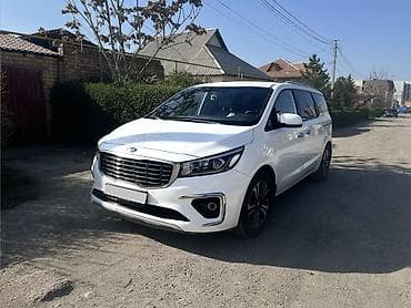 Kia Carnival: 2018 г., 2.2 л, Автомат, Дизель, Минивэн