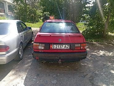 күзгү: Volkswagen Passat: 1988 г., Кол менен иштөөчү, Бензин, Седан — 2