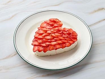 требуется в кафе: Шеф повар (итальянской) европейской и русской кухни с опытом работы — 9