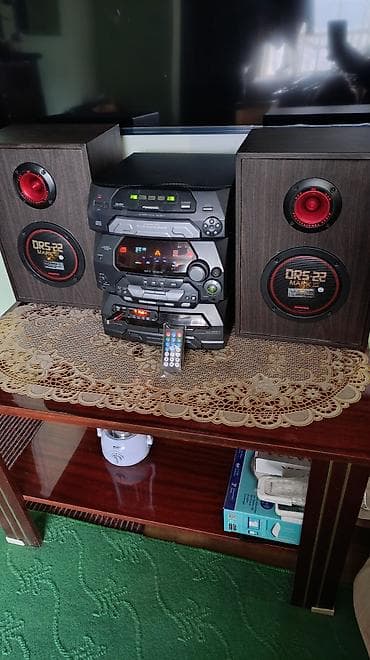 космонавт проектор: Музыкальный центр Panasonic с акустикой Состав и особенности: - — 1