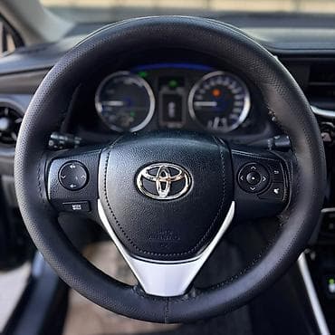 срочное: Toyota Levin: 2020 г., Автомат, Электромобиль, Седан — 6