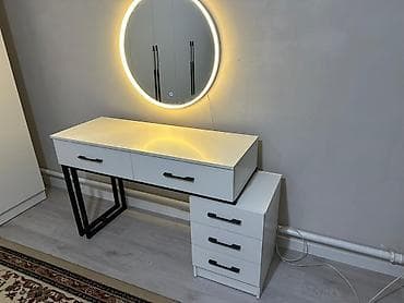 Мебель: Туалетный столик с круглым LED-зеркалом - Комплектация: стол с двумя — 1