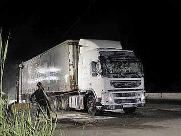 byd e3: Тягач, Volvo, 2012 г. — 4