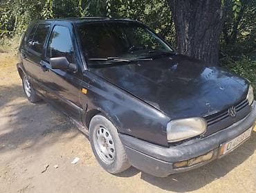 Volkswagen Golf: 1994 г., 1.6 л, Механика, Бензин, Хэтчбэк