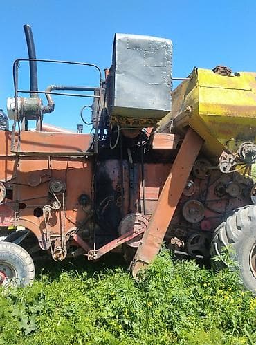 сельхоз редуктор: Зерноуборочный комбайн СК-5 «Нива» (модификация СК-5М-1/СК-5М) — 2