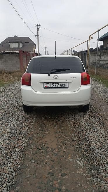 Toyota: Toyota Corolla: 2002 г., 1.4 л, Механика, Бензин, Универсал — 4
