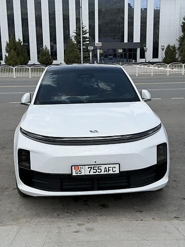 Продажа авто: Lixiang L6: 2024 г., 1.5 л, Автомат, Гибрид, Кроссовер — 3