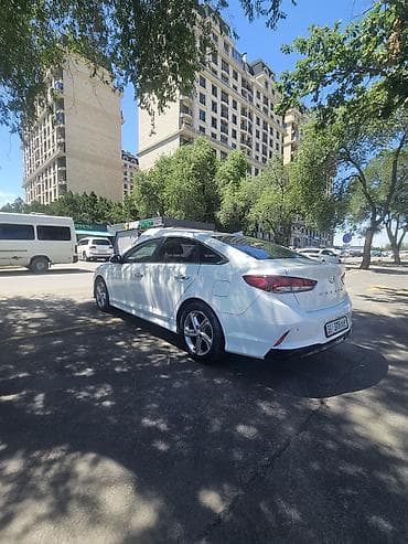 114: Hyundai Sonata: 2018 г., 2 л, Бензин — 4