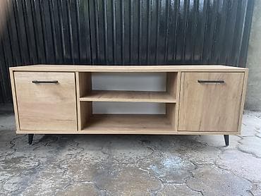 Тумба и подставка для телевизора, Напольная, ЛДСП