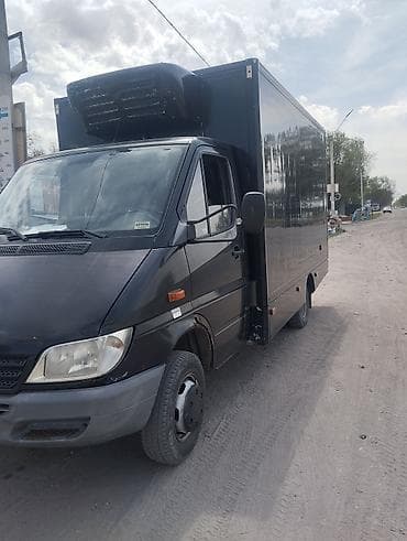 стойка вешалка для одежды: Рефрижераторный фургон Mercedes-Benz (на базе Sprinter) Основные — 4
