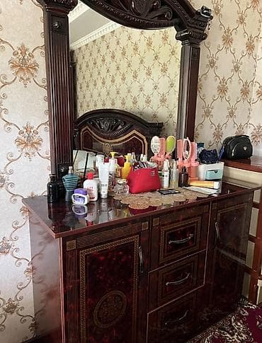Уктоочу бөлмө гарнитуру, Колдонулган, Эки кишилик керебет, Шкаф, Трюмо, түсү - Алтын — 2