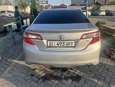 es 200: Toyota Camry: 2014 г., 2.5 л, Автомат, Бензин, Седан — 5