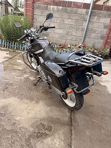 мотоцикл минск: Классический мотоцикл Yamaha, 250 куб. см, Бензин — 3