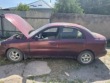 мотор морнинг: Daewoo Lanos: 1996 г., Механика, Седан — 4