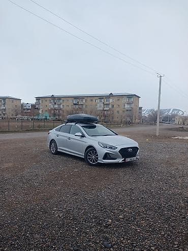 Hyundai Sonata: 2021 г., Седан