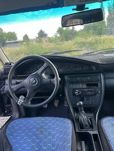 вито 2 8: Audi 100: 1993 г., 2.6 л, Механика, Бензин, Седан — 10