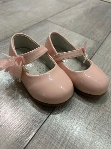 Продается туфли детскиеносили один раз,размер 22