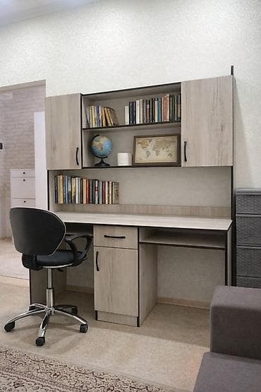 стол письменный компьютерный: Комплект офисной мебели, Кресло, ДСП — 1