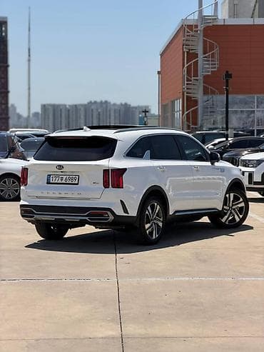 mers s 500: Kia Sorento: 2021 г., 1.6 л, Гибрид, Кроссовер — 3