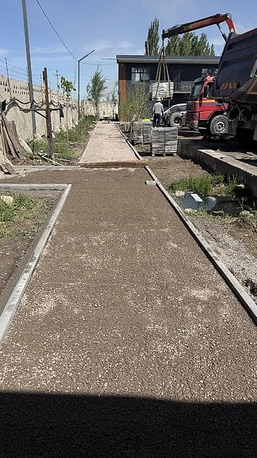 резка наклейки: Вибропрессованные бетонные бордюры, подходящие для оформления — 9