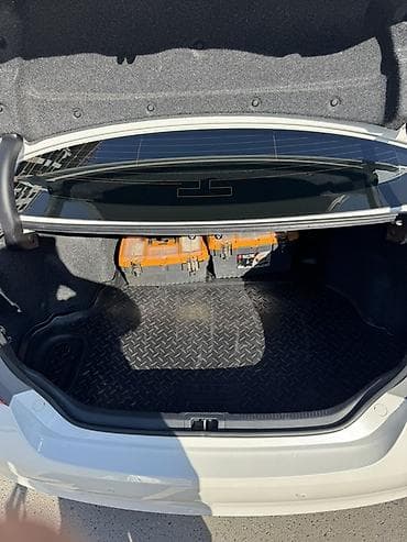 01: Toyota Camry: 2017 г., 2.5 л, Автомат, Бензин, Седан — 10