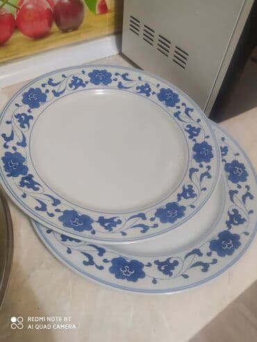 бамбуковая посуда: Продаю японские тарелки 2 шт. Ниже себестоимости.диаметром 35 см — 2