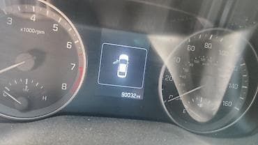160: Hyundai Elantra: 2018 г., 2 л, Автомат, Бензин, Седан — 3