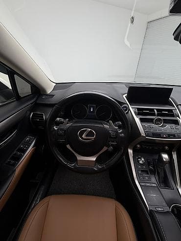 select: Lexus NX: 2019 г., 2 л, Автомат, Гибрид, Кроссовер — 9