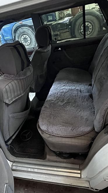 bis vip: Mercedes-Benz 220: 1993 г., 2.2 л, Механика, Бензин, Универсал — 5
