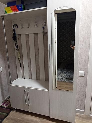 Прихожая модульная, светлый дуб/ясень. Состав и функционал: - Панель