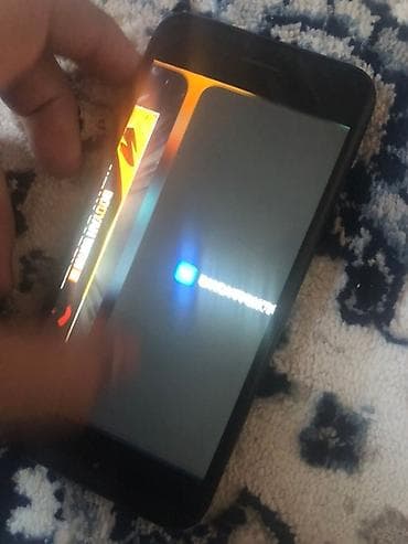 ipod touch 7: IPhone 7, Б/у, 32 ГБ, Черный, Зарядное устройство, Чехол, В рассрочку, 32 % — 3