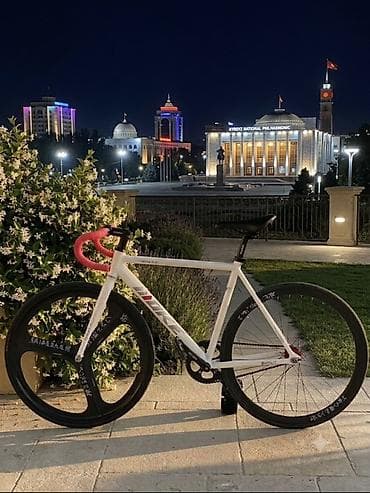 мото трак: Шоссейный велосипед, Рама M (156 - 178 см), Б/у — 2